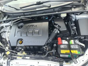 Toyota Corolla SE 4dr Sedan (1.8L 4cyl CVT) 2017 Silver