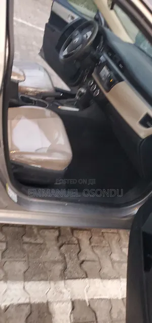 Toyota Corolla 2015 Gray