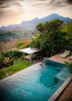 Infinity Swimming Pool