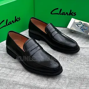 Original Clarks Black Brown Laceless Shoes for Men