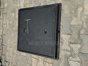 FRP/GRP Manhole Cover 78x78 C250 Black