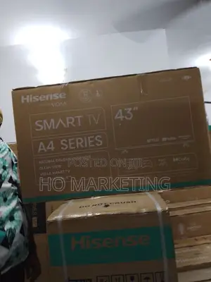 Hisense 43" Smart Tv With Chromecast and Voice