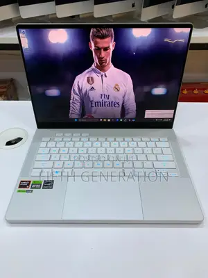 Laptop Asus ROG Zephyrus G14 16GB AMD Ryzen 9 SSD 1T