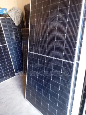 All Canadian Solar Panels Available 620w/330w/550w/450w