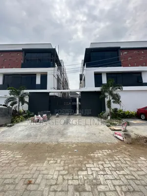 4bdrm Townhouse/Terrace in Lekki Phase 1 for sale