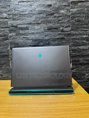 Laptop Dell Allienware M18 R1 32GB Intel Core i9 SSD 2T