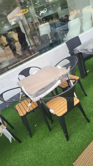Foreign Outdooor Garden Chairs and Table