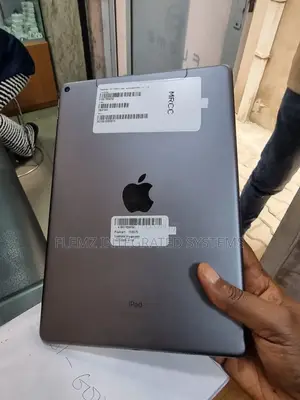 Apple iPad Air 3 64 GB Gray