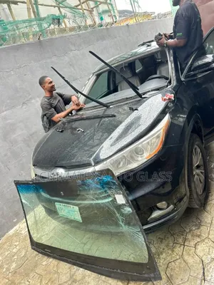 Toyota Highlander 2017 Windscreen Glass Available