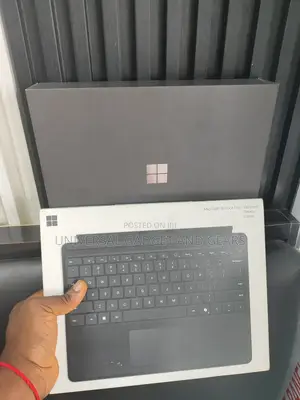 New Microsoft Surface Pro 11th Edition, a Copilot+ PC 16GB SSD 512GB