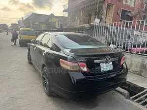 Toyota Camry SE 4dr Sedan (2.5L 4cyl 6AM) 2010 Black