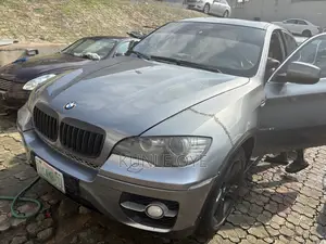 BMW X5 xDrive35i AWD (3.0L 6cyl 8A) 2016 Gray