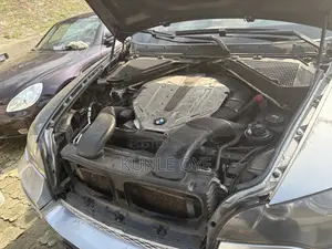 BMW X5 xDrive35i AWD (3.0L 6cyl 8A) 2016 Gray