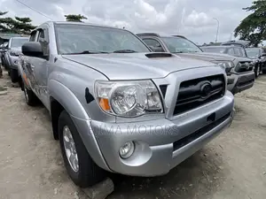 Toyota Tacoma 2008 Silver