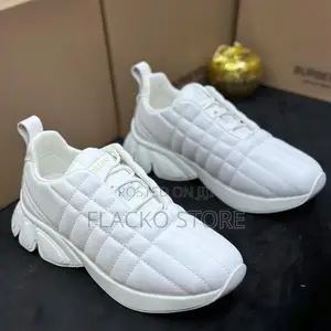 Original Burberry Luxury Sneakers