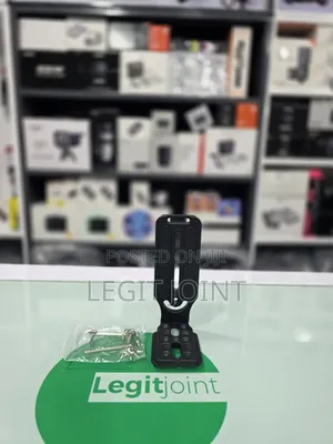 L Bracket Camera