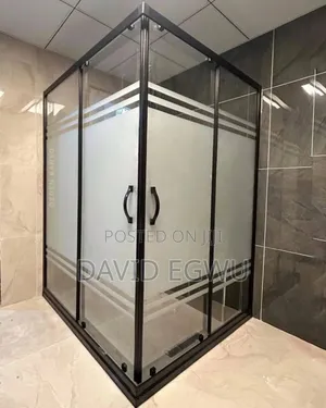 Designed Shower Glass Cubicle
