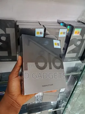 New Samsung Galaxy Z Fold4 256 GB Black