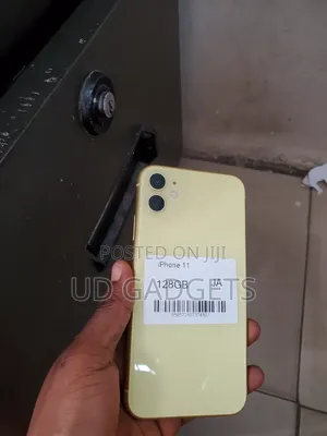 Apple iPhone 11 128 GB Yellow