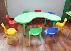 Children's School Desk /Half Moon