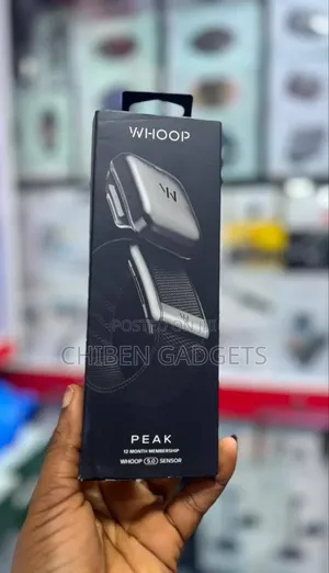 Whoop Peak - 5.0 Health and Fitness Wearable 24/7 Activity