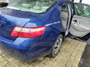 Toyota Camry LE 4dr Sedan (2.4L 4cyl 5A) 2007 Blue