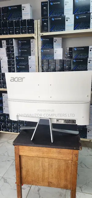 Acer 32inches Curved Monitor 1080p