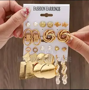 22pcs Geometric Shape Artificial Pearl Heart Butterfly Design Earrings