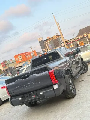 New Toyota Tundra Platinum CrewMax 6.5' Bed 2023 Gray
