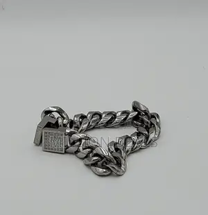 Unique Classic Ski Men's Link Bracelet Silver Iced