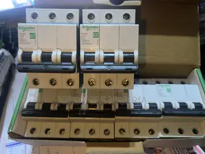 Original Schneider MCB 40amp/3pole or 63amp/3pole