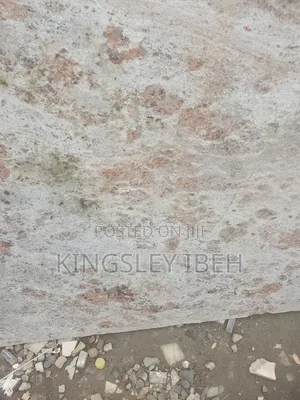 Colonial Red Slab for Kitchen Top and Stair Case