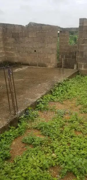 4bdrm Apartment in Alakia for sale