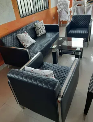 High-Quality Office Sofa Leather Chairs by 5seaters