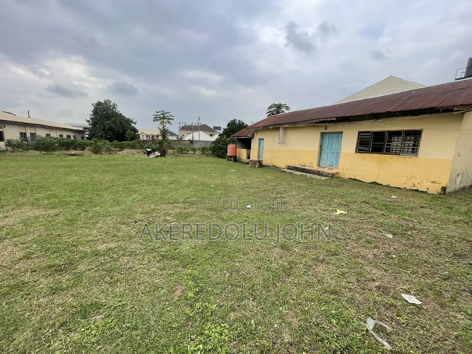 School Building 15 Rooms