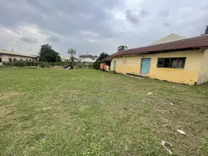 School Building 15 Rooms