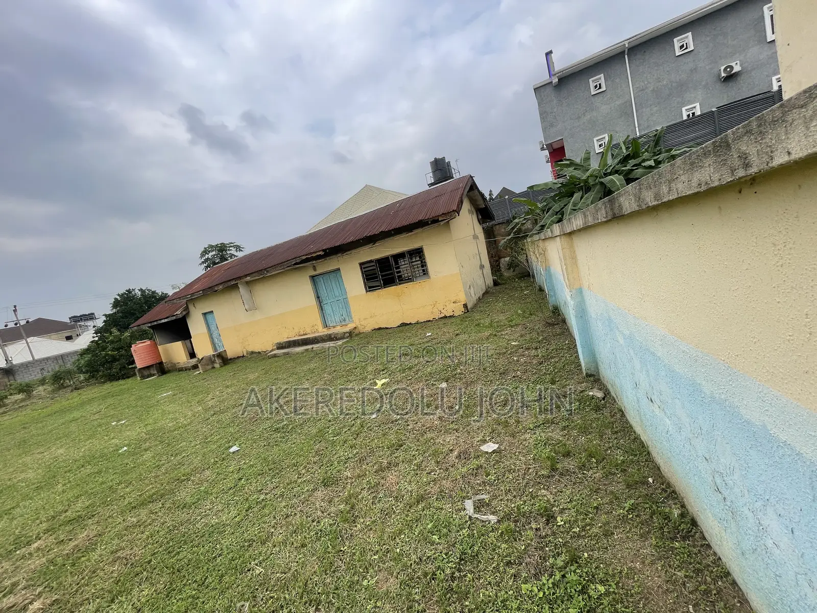 School Building 15 Rooms