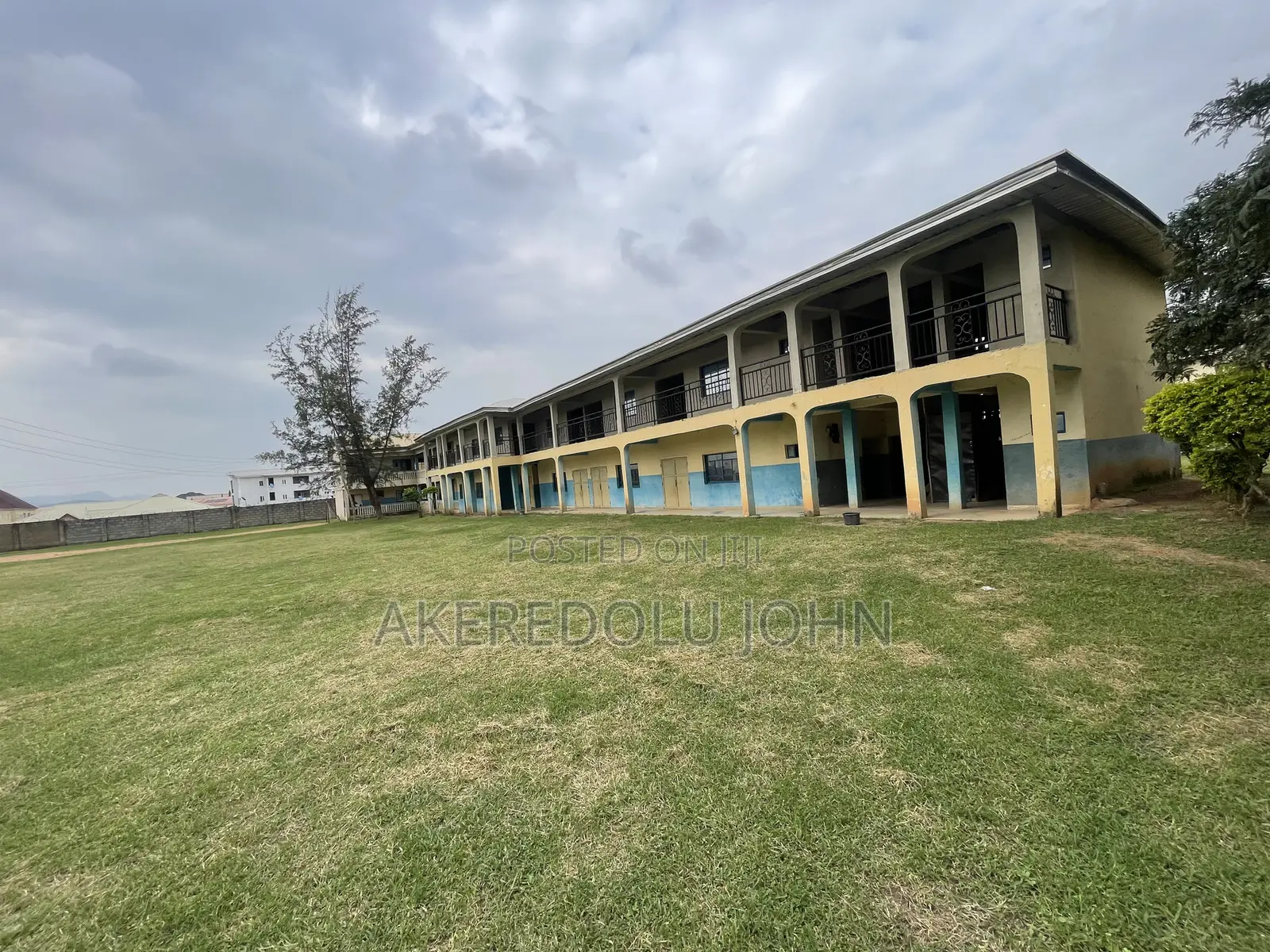 School Building 15 Rooms
