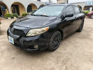 Toyota Corolla LE 4dr Sedan (1.8L 4cyl 4A) 2010 Black