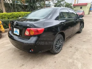 Toyota Corolla LE 4dr Sedan (1.8L 4cyl 4A) 2010 Black