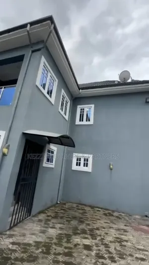 4bdrm Duplex in Rukpokwu , Port for sale