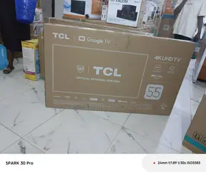 Huggy TCL 55′′ Uhd Google Tv (55p635)