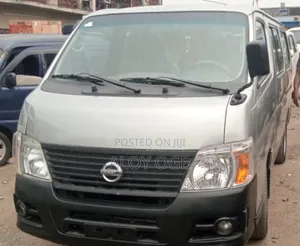 Nissan Caravan (Urvan) 2006 Silver