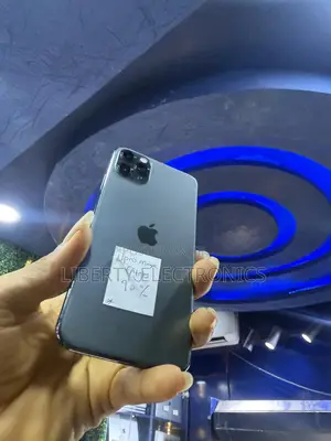 Apple iPhone 11 Pro Max 64 GB Green