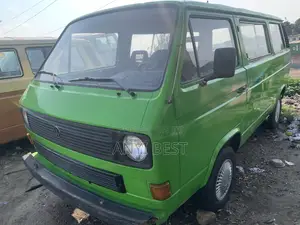 Volkswagen Transporter 2000 Green