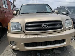Toyota Sequoia Limited 4dr SUV 4WD (4.7L 8cyl 4A) 2004 Gold