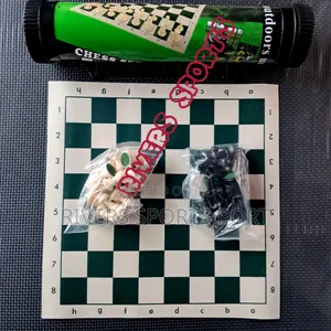 High Grade Chess Game With Easy Carry Case