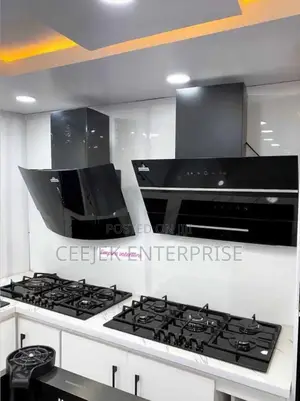 5 Burner Gas and 90cm Extractor