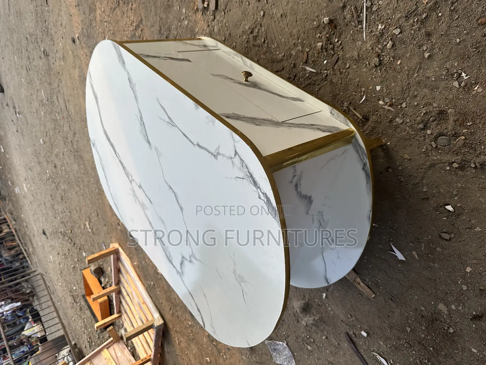Center Table 2ft by 3ft