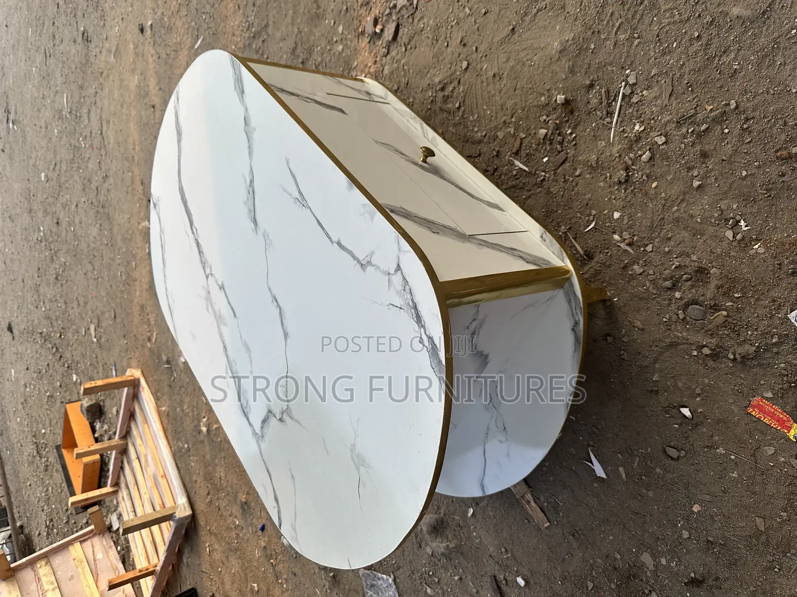 Center Table 2ft by 3ft